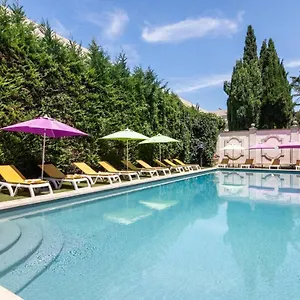 3* Hotel Mireille